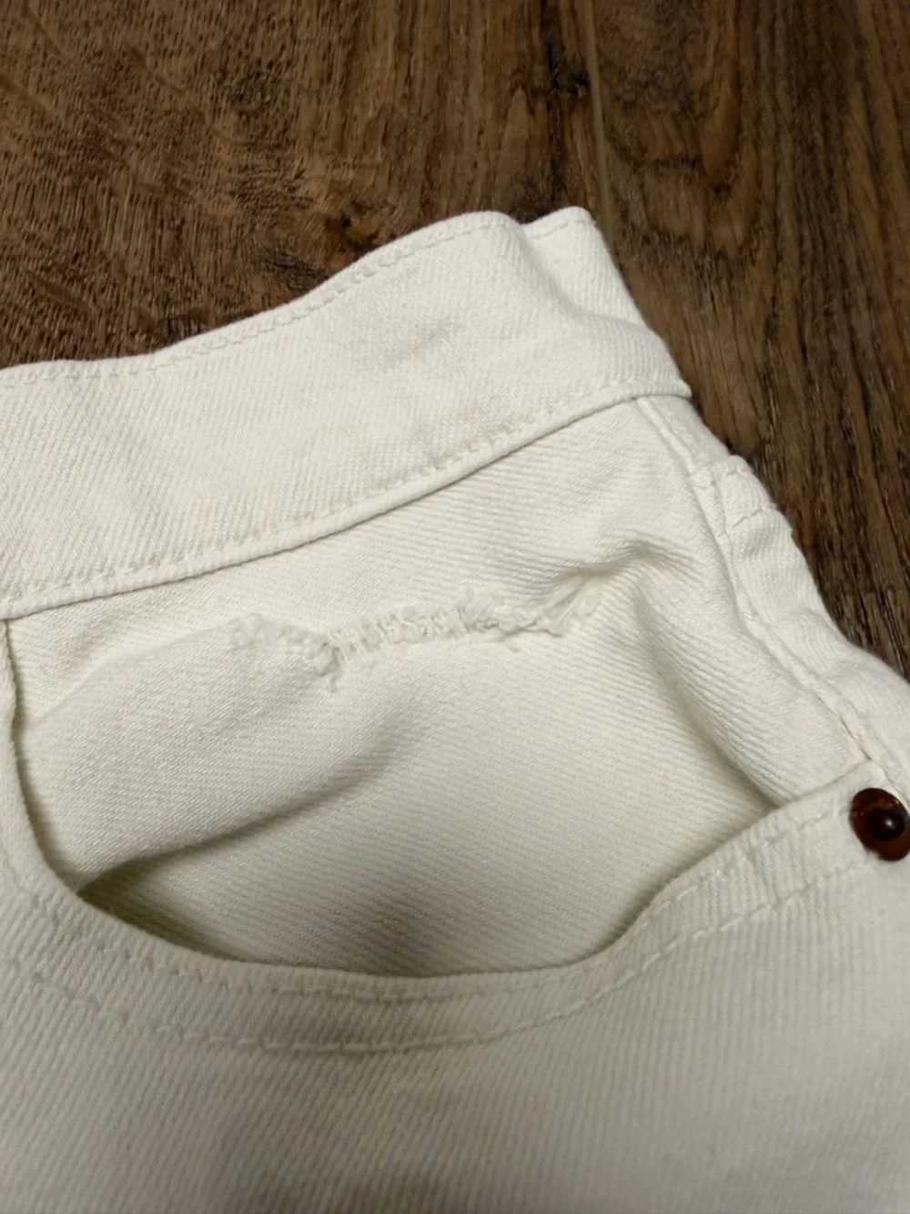 Cello trendy white